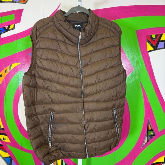 PDX, Brown Quilted Puffer Vest with Stand-Up Collar. Size XL. Good used cond! - Picture 1 of 6